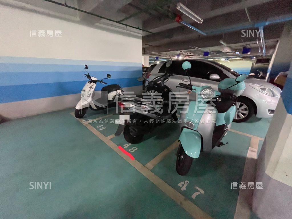 梵谷星空視野２房１室車位房屋室內格局與周邊環境