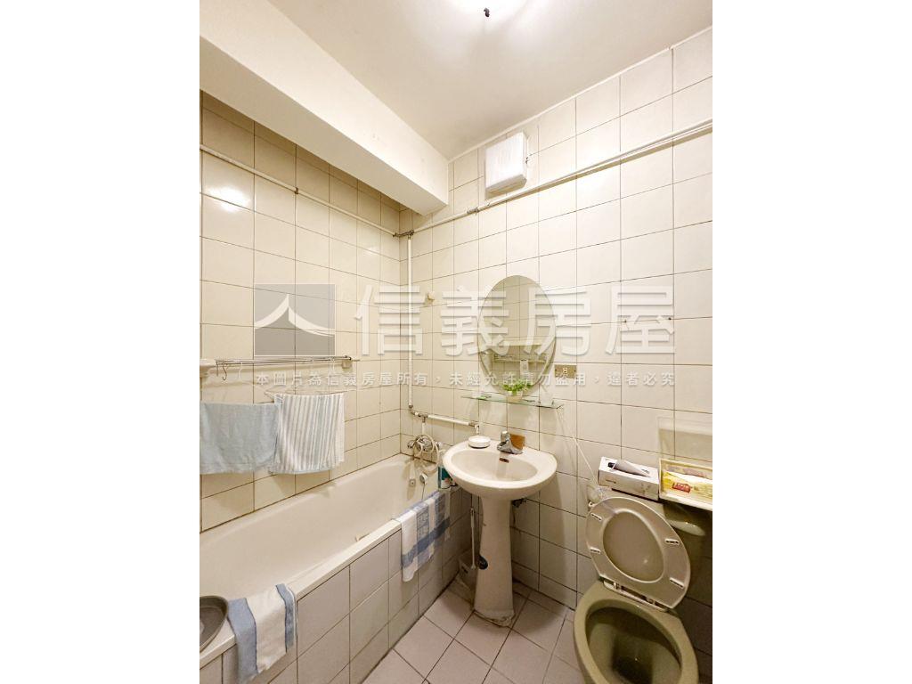 四號公園～公寓方正二樓房屋室內格局與周邊環境