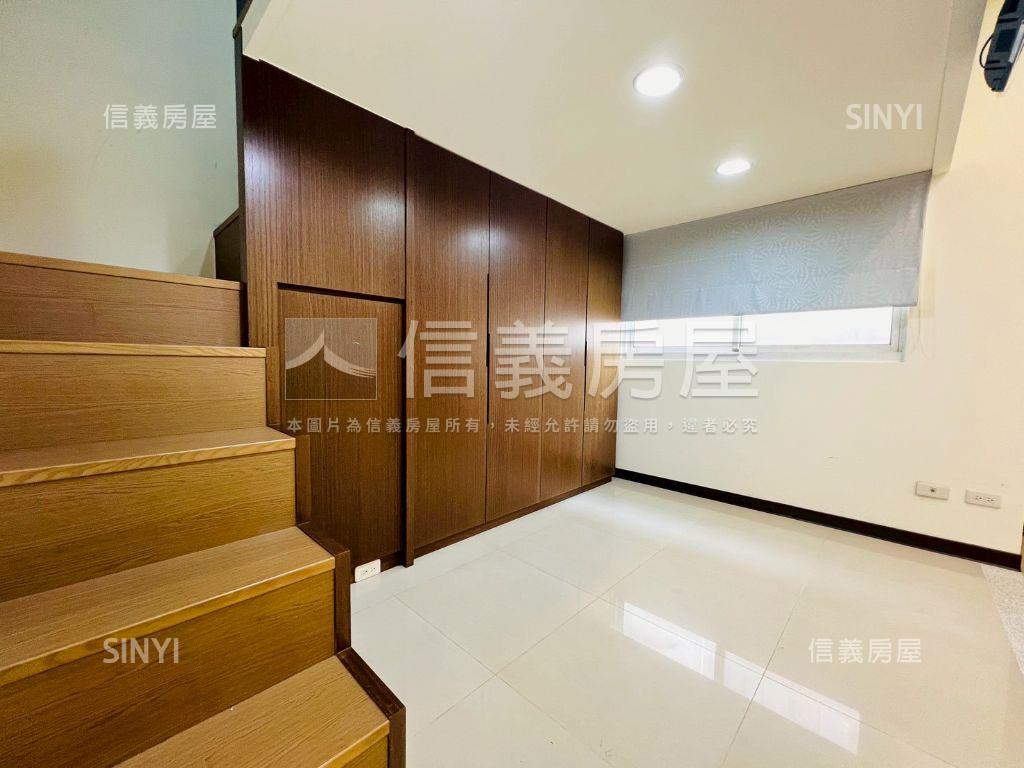 童話世紀稀有挑高高樓美屋房屋室內格局與周邊環境