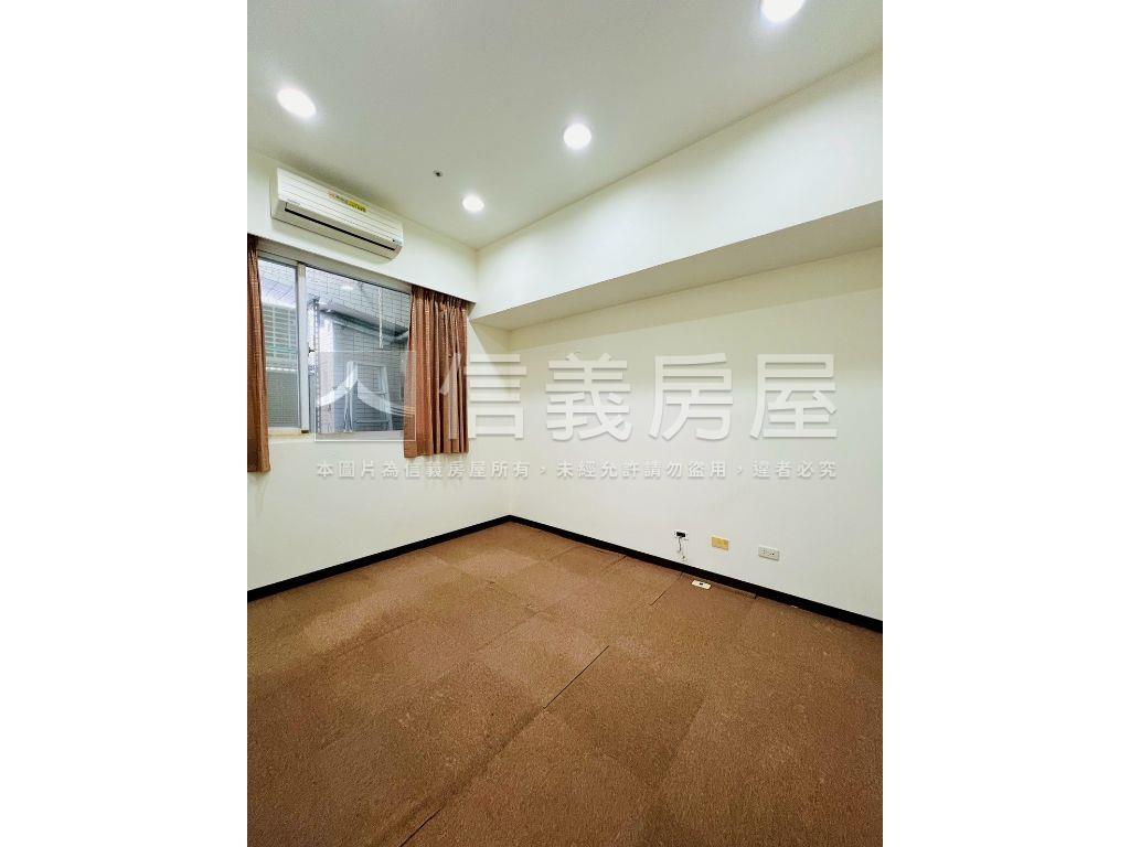 童話世紀稀有挑高高樓美屋房屋室內格局與周邊環境