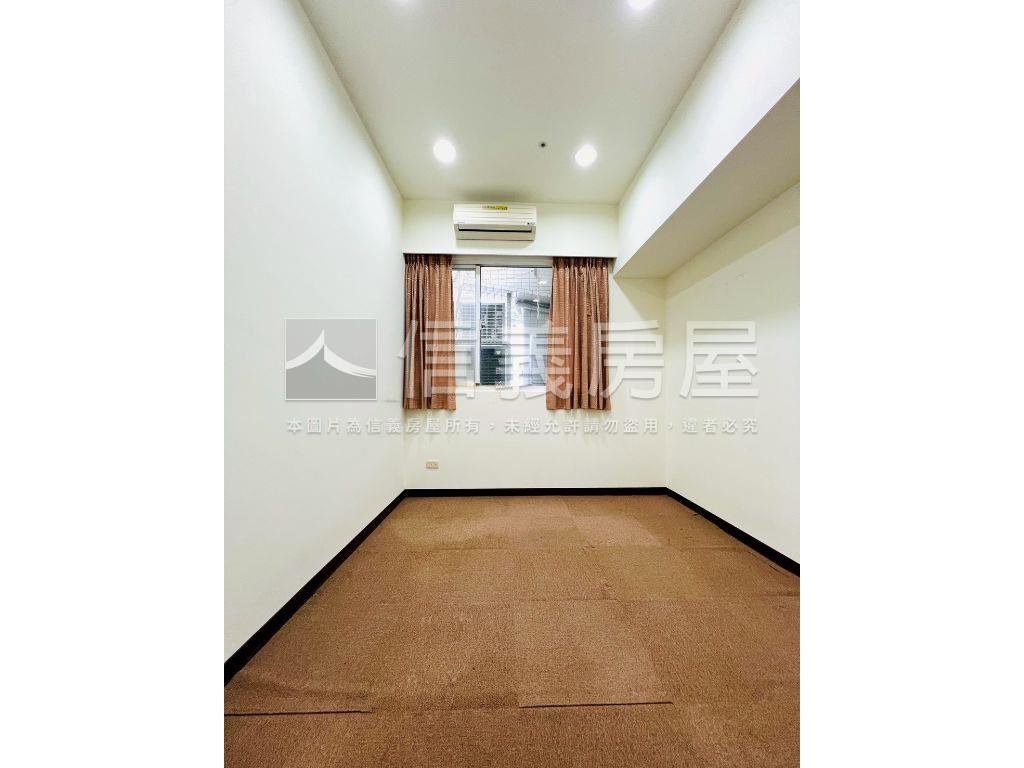 童話世紀稀有挑高高樓美屋房屋室內格局與周邊環境