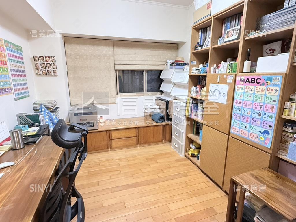 站前●寶時捷三房傑作房屋室內格局與周邊環境