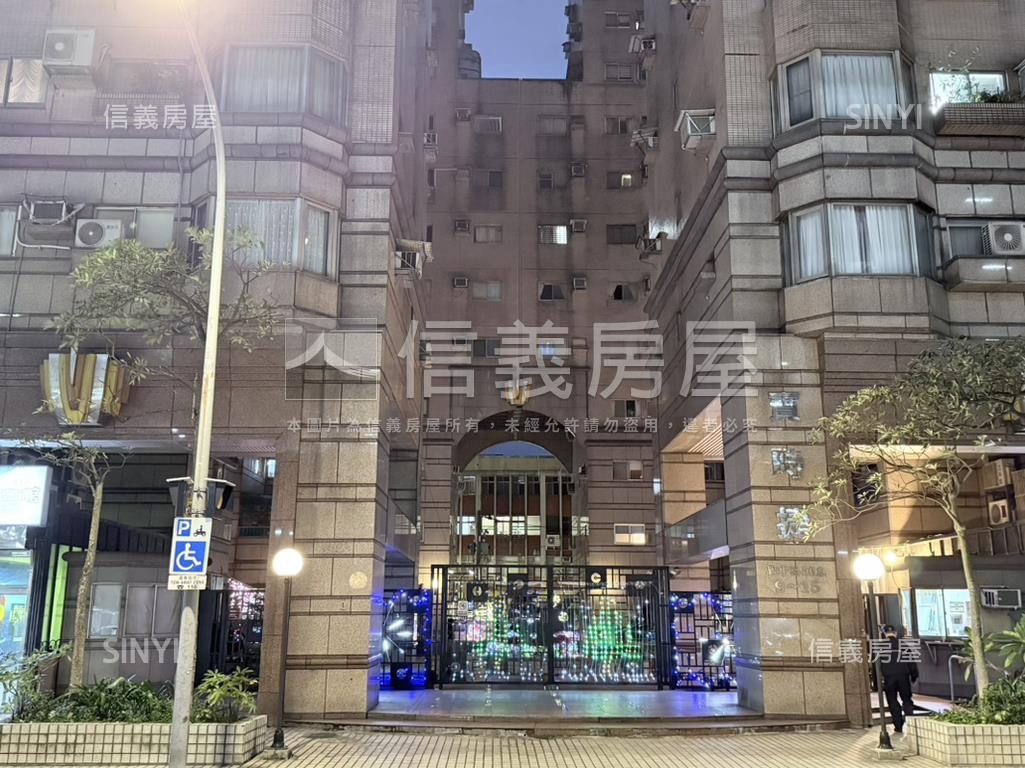 站前●寶時捷三房傑作房屋室內格局與周邊環境