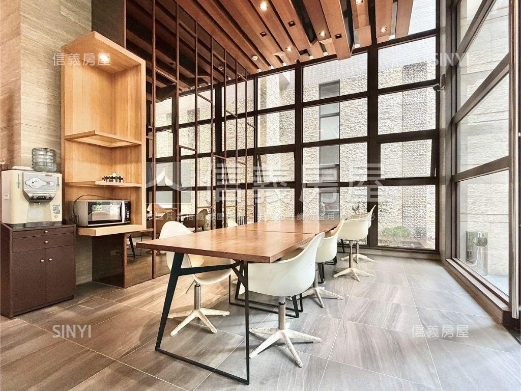 經貿安可稀有四房雙車位房屋室內格局與周邊環境