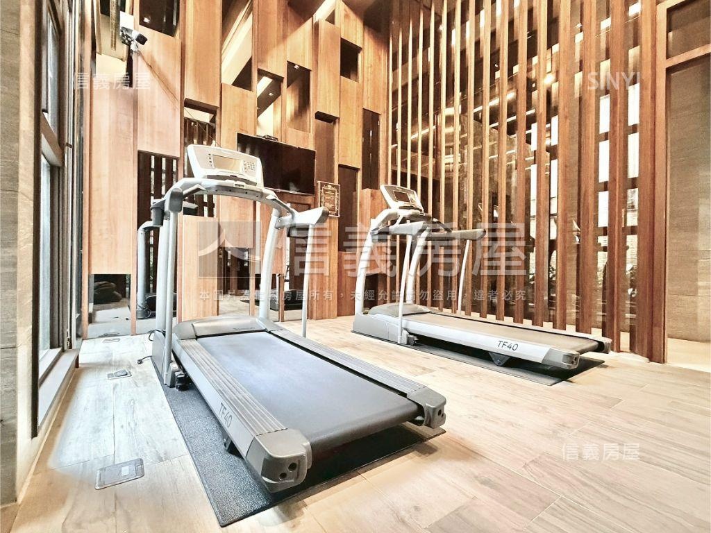 經貿安可稀有四房雙車位房屋室內格局與周邊環境