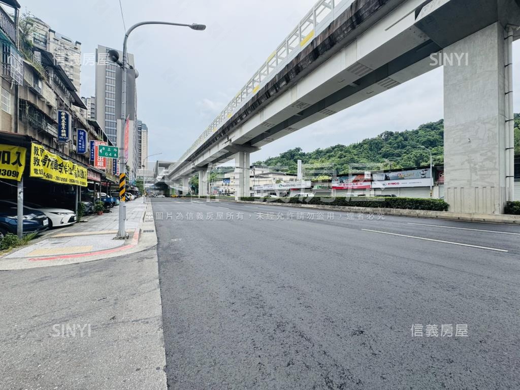 秀朗橋旁持份住宅用地房屋室內格局與周邊環境