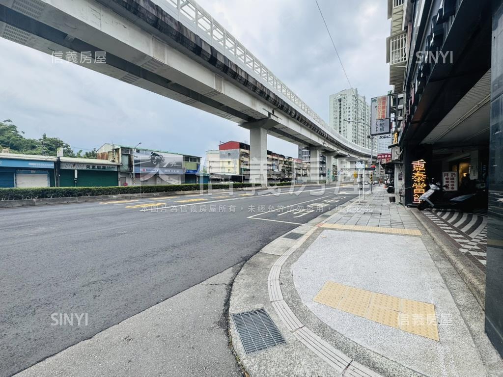 秀朗橋旁持份住宅用地房屋室內格局與周邊環境