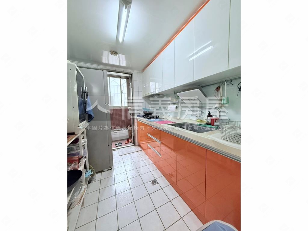 熊貓芬多精四房美宅房屋室內格局與周邊環境