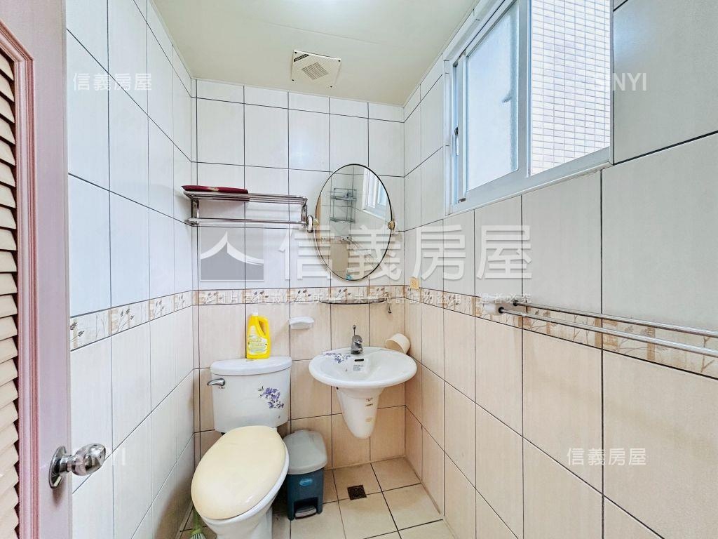 面寬約五米～稀有市府美墅房屋室內格局與周邊環境