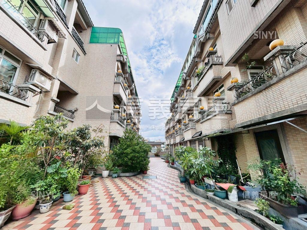 面寬約五米～稀有市府美墅房屋室內格局與周邊環境