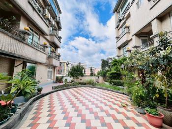 面寬約五米～稀有市府美墅