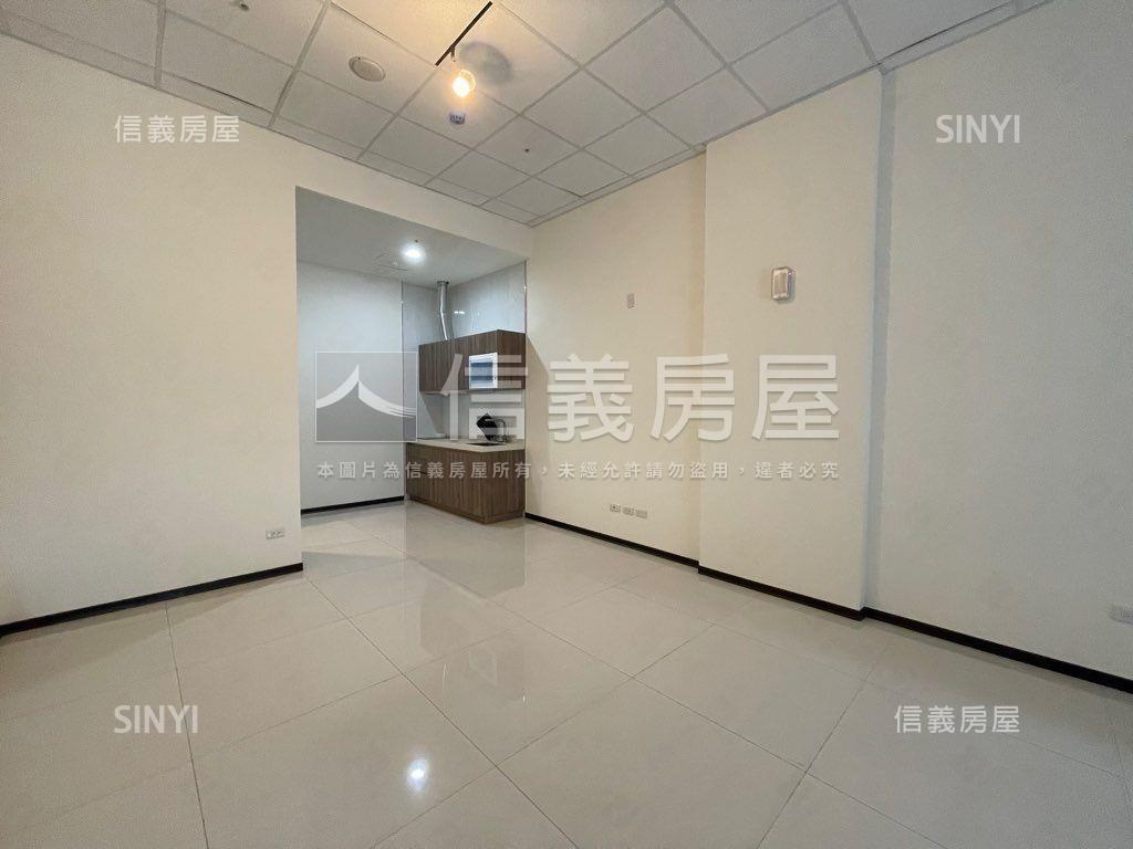 新碩華悅金店面房屋室內格局與周邊環境