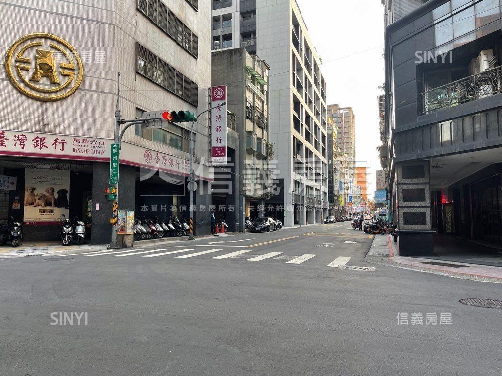 新碩華悅金店面房屋室內格局與周邊環境