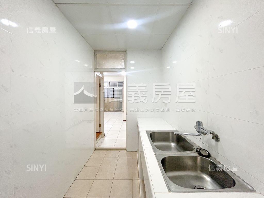 ⭐邊間興隆三房美宅房屋室內格局與周邊環境