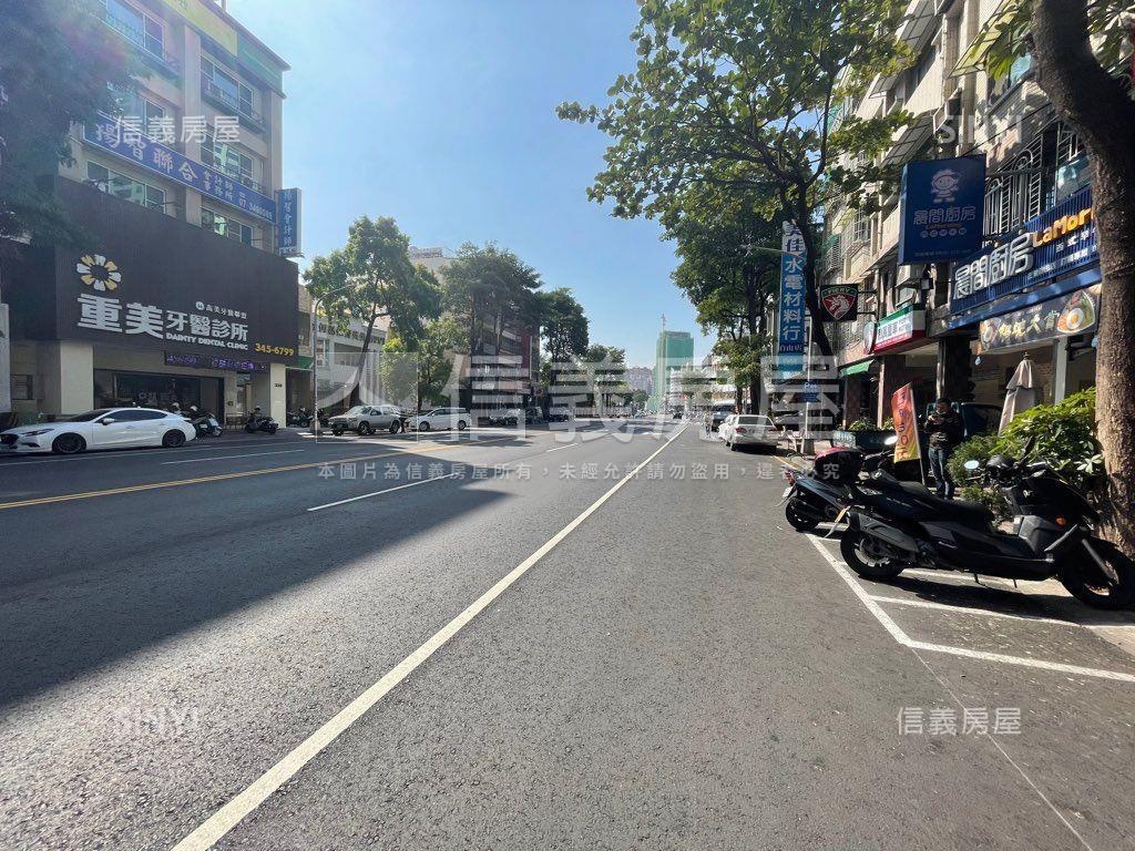 自由四路辦公總部房屋室內格局與周邊環境