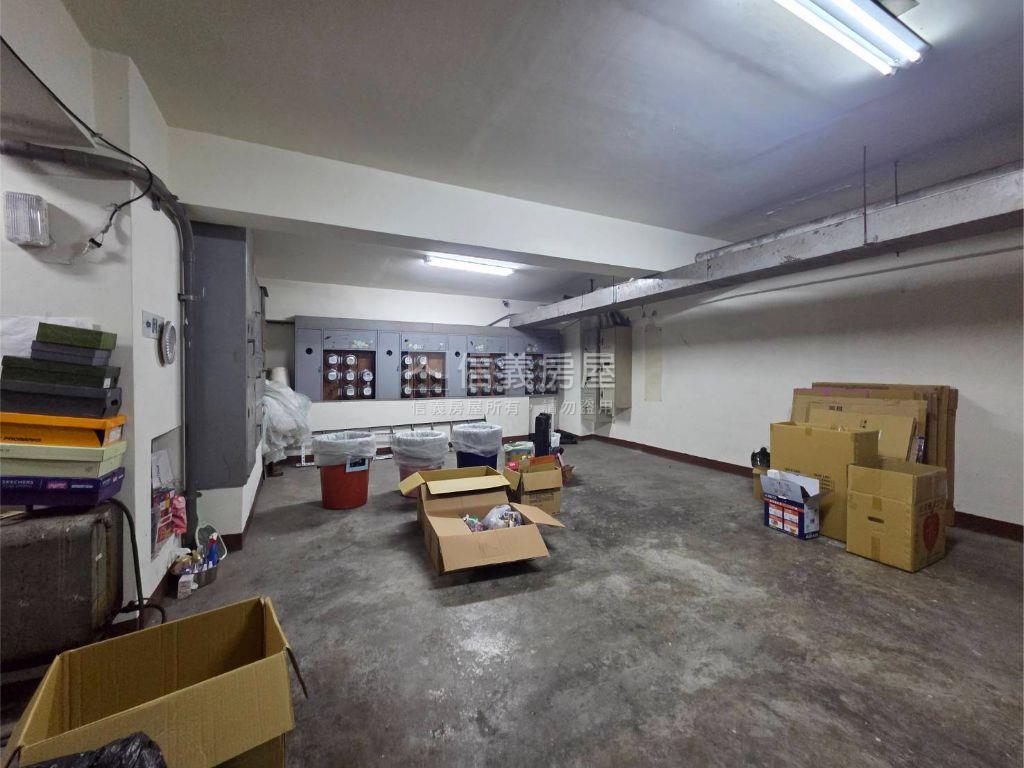 近高雄火車站質感套房房屋室內格局與周邊環境