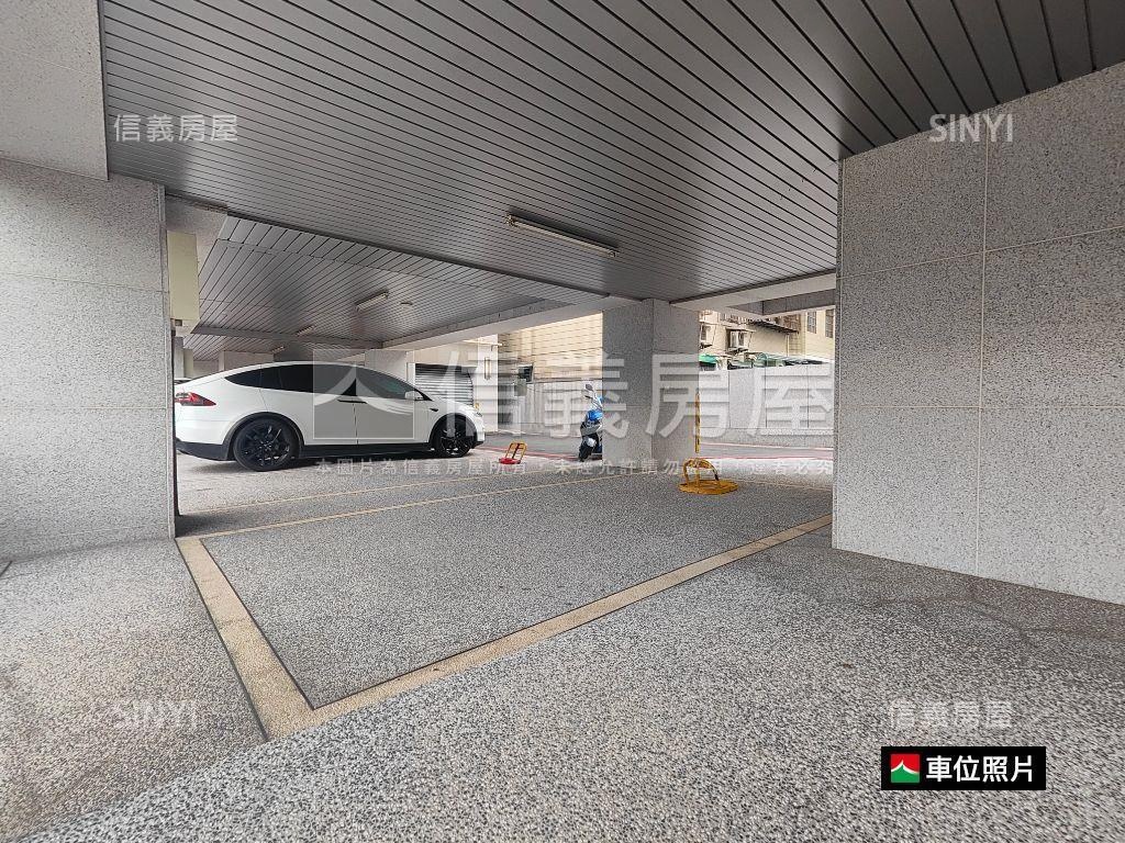 利舟荷悅１樓平面大車位房屋室內格局與周邊環境