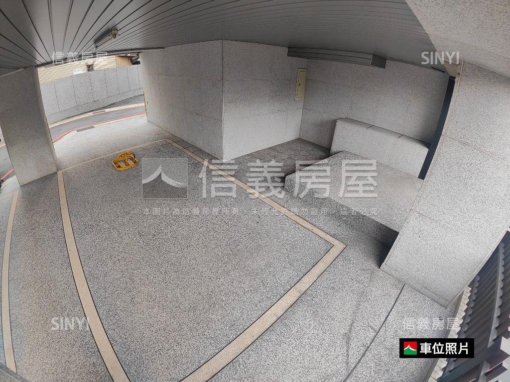 利舟荷悅１樓平面大車位房屋室內格局與周邊環境