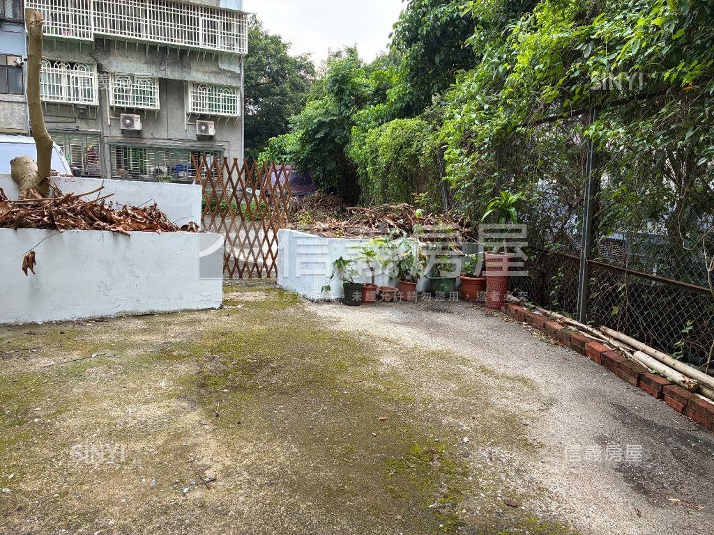 公園旁庭院大一樓房屋室內格局與周邊環境