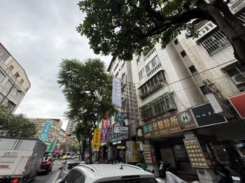 集美街黃金店面