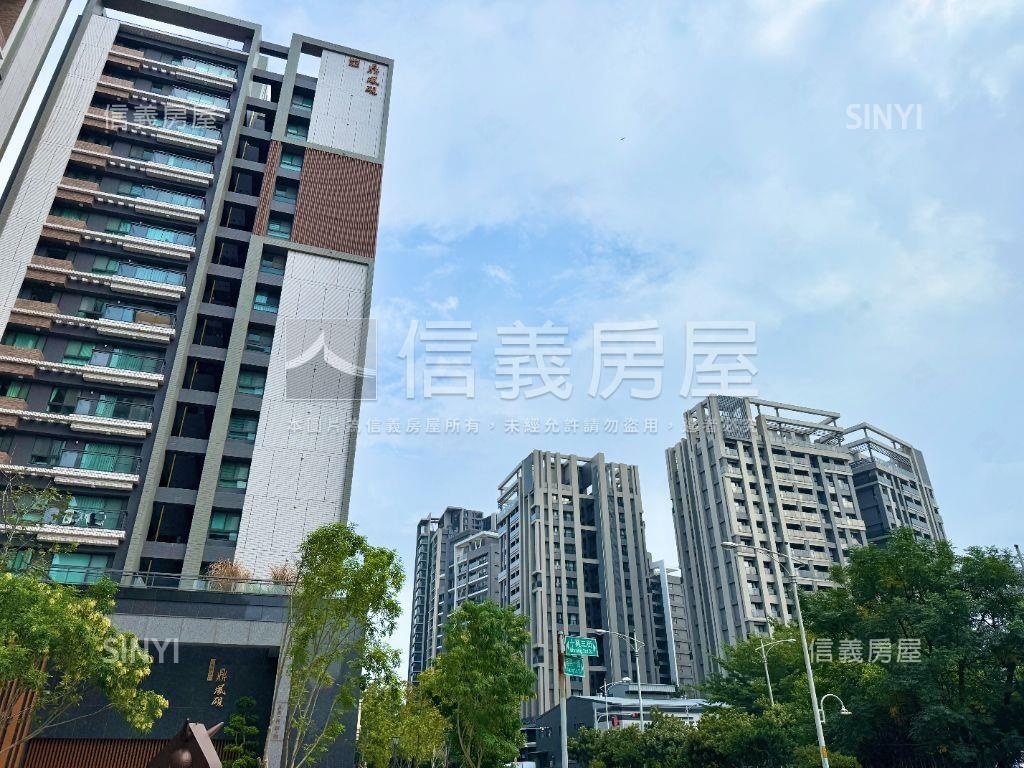 預售｜欣建築｜三房雙車位房屋室內格局與周邊環境