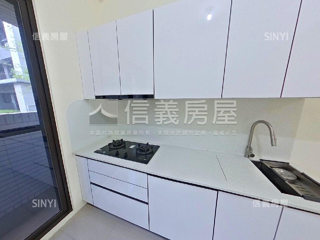 陞霖執美兩房平車面中庭房屋室內格局與周邊環境