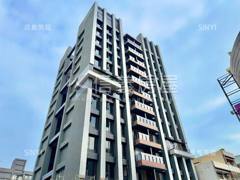 鴻柏鴻上｜大坪數雙車位房屋室內格局與周邊環境