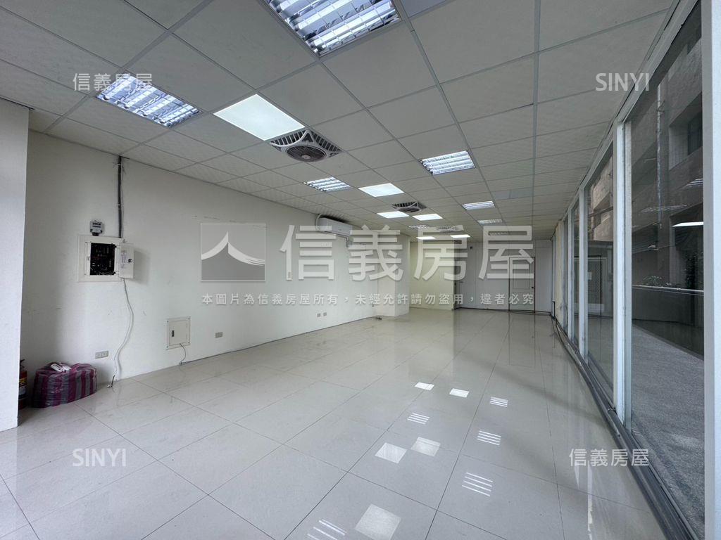 好市｜多摩國平角窗店面房屋室內格局與周邊環境