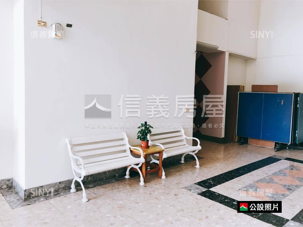 好市｜多摩國平角窗店面房屋室內格局與周邊環境