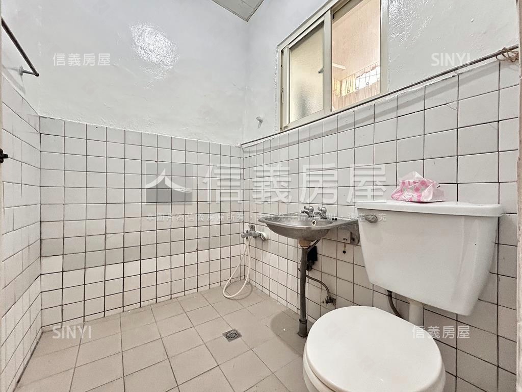 中華街邊間美寓房屋室內格局與周邊環境