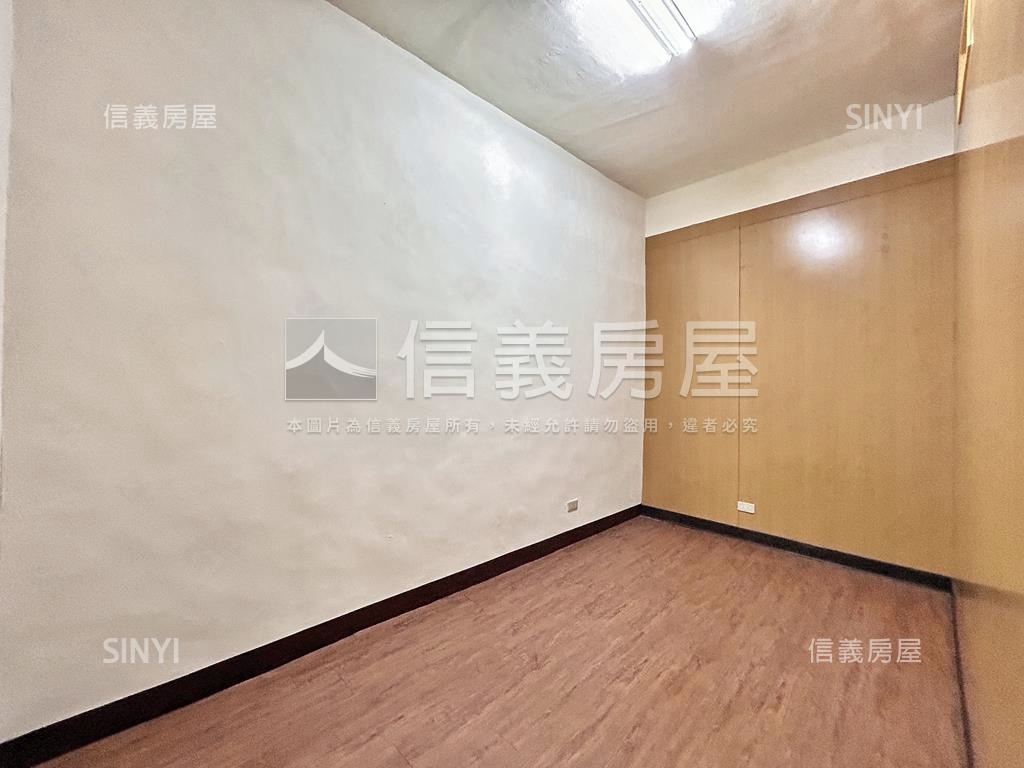 中華街邊間美寓房屋室內格局與周邊環境