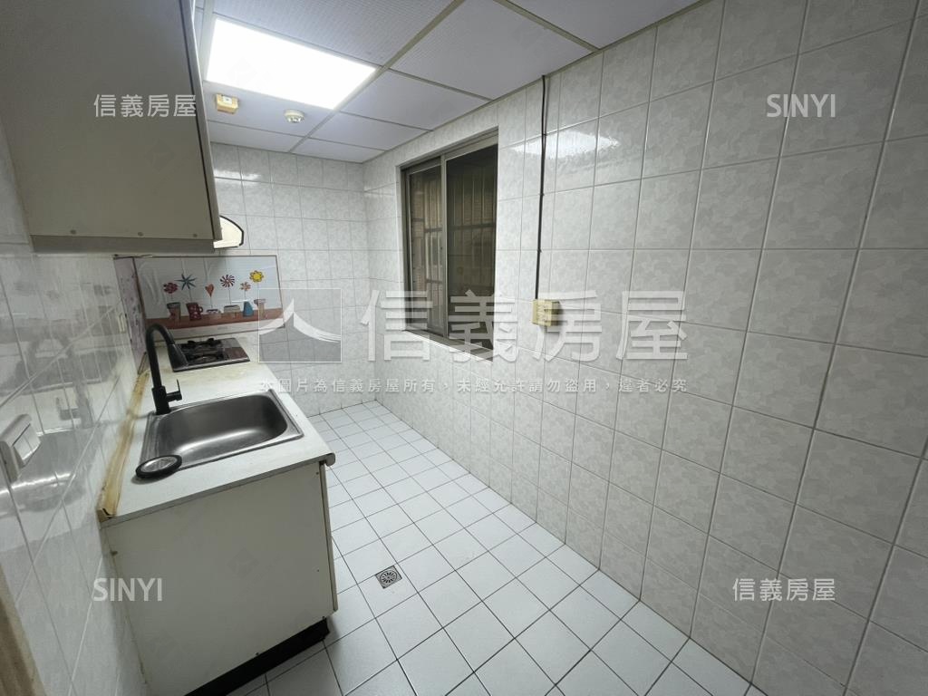 和美鎮公所旁三房房屋室內格局與周邊環境