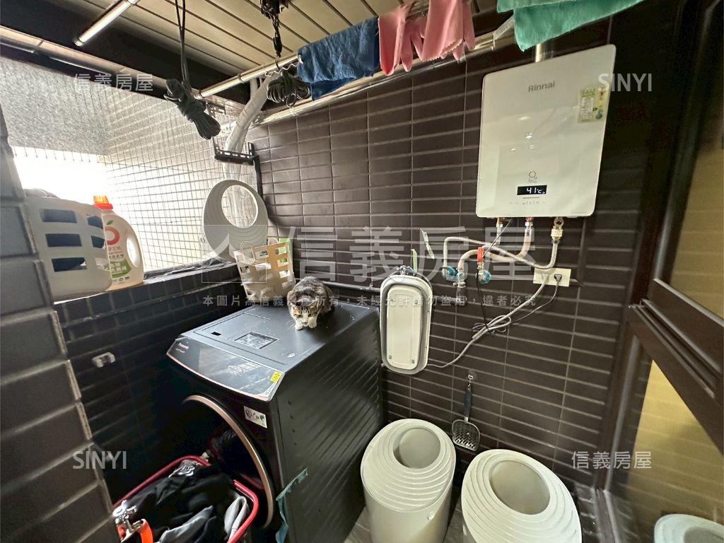 緯德閱河電梯兩房車房屋室內格局與周邊環境