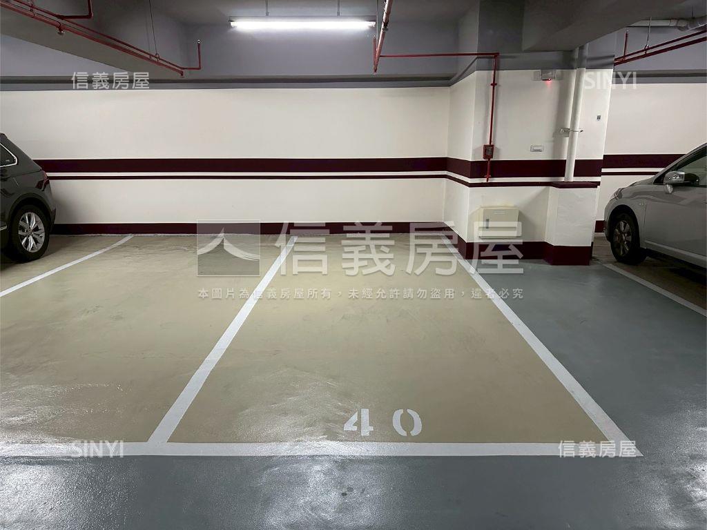 緯德閱河電梯兩房車房屋室內格局與周邊環境