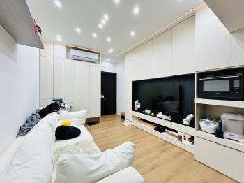 緯德閱河電梯兩房車位