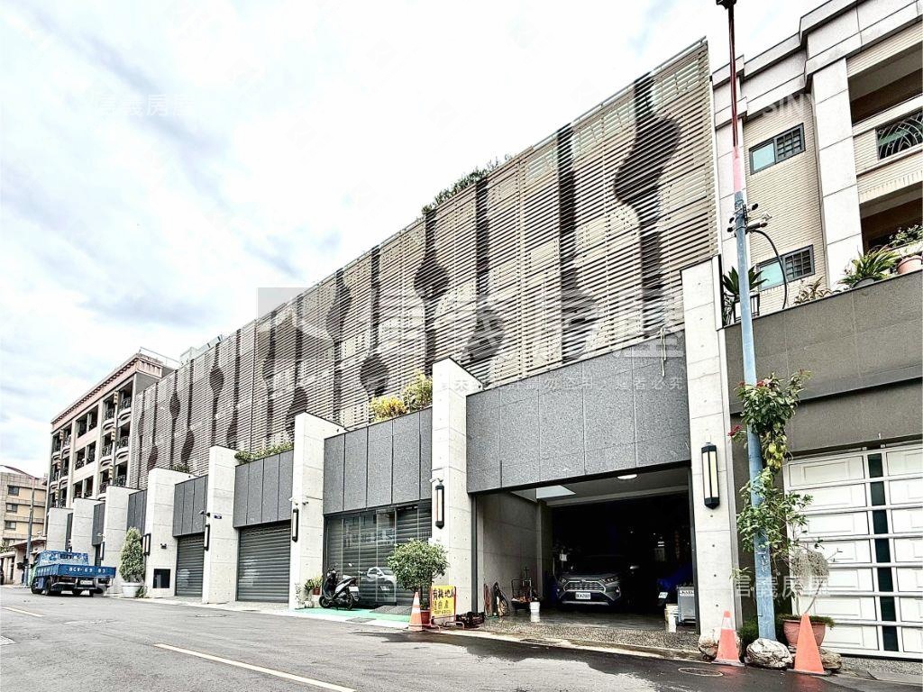 ☆臨路精裝潢臨路美別墅☆房屋室內格局與周邊環境