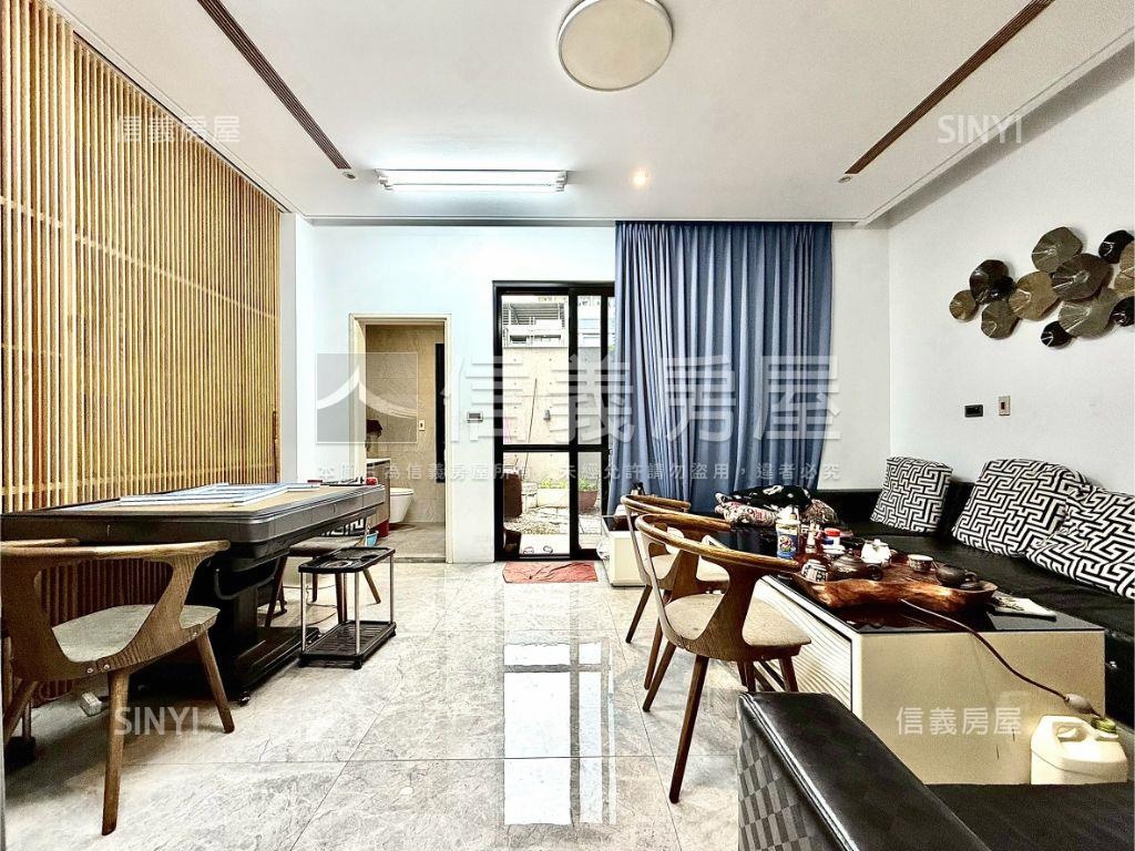 ☆臨路精裝潢臨路美別墅☆房屋室內格局與周邊環境