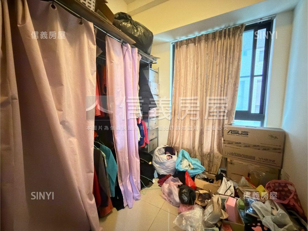 新天地好視野有車位房屋室內格局與周邊環境