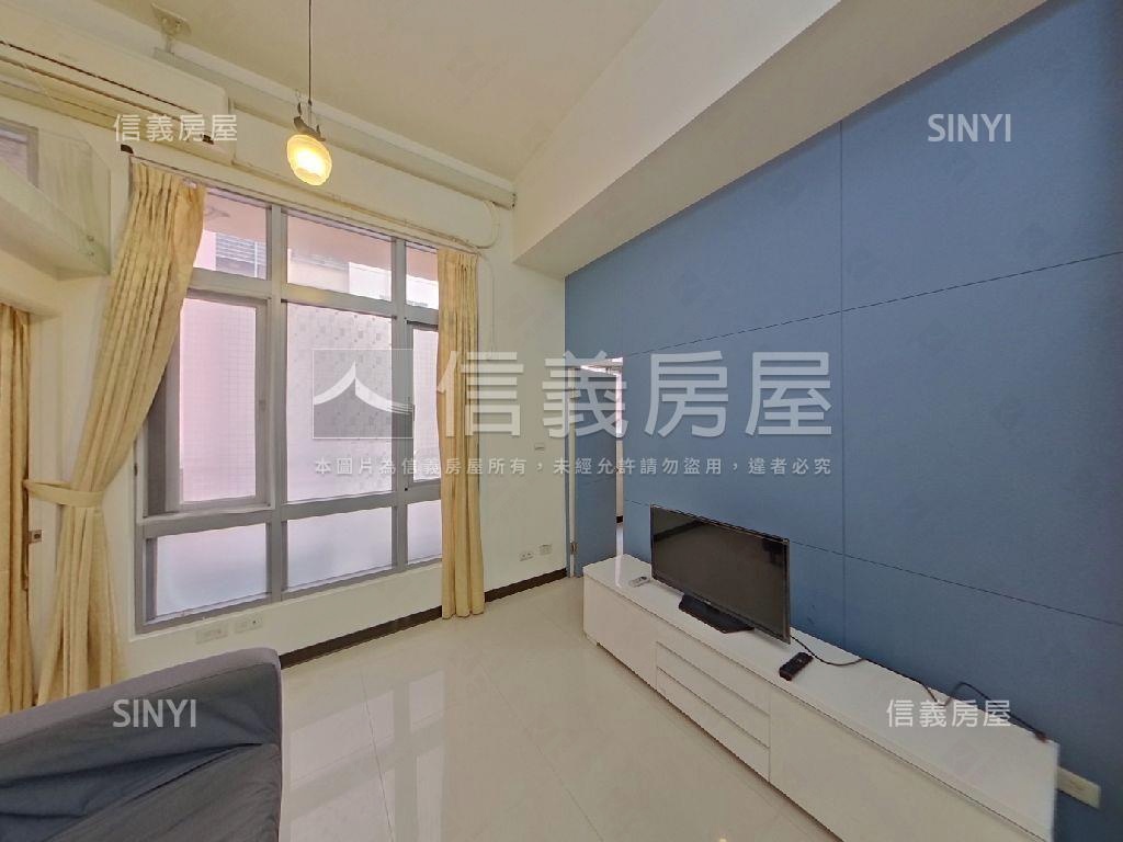 漢皇挑高面中庭加車位房屋室內格局與周邊環境