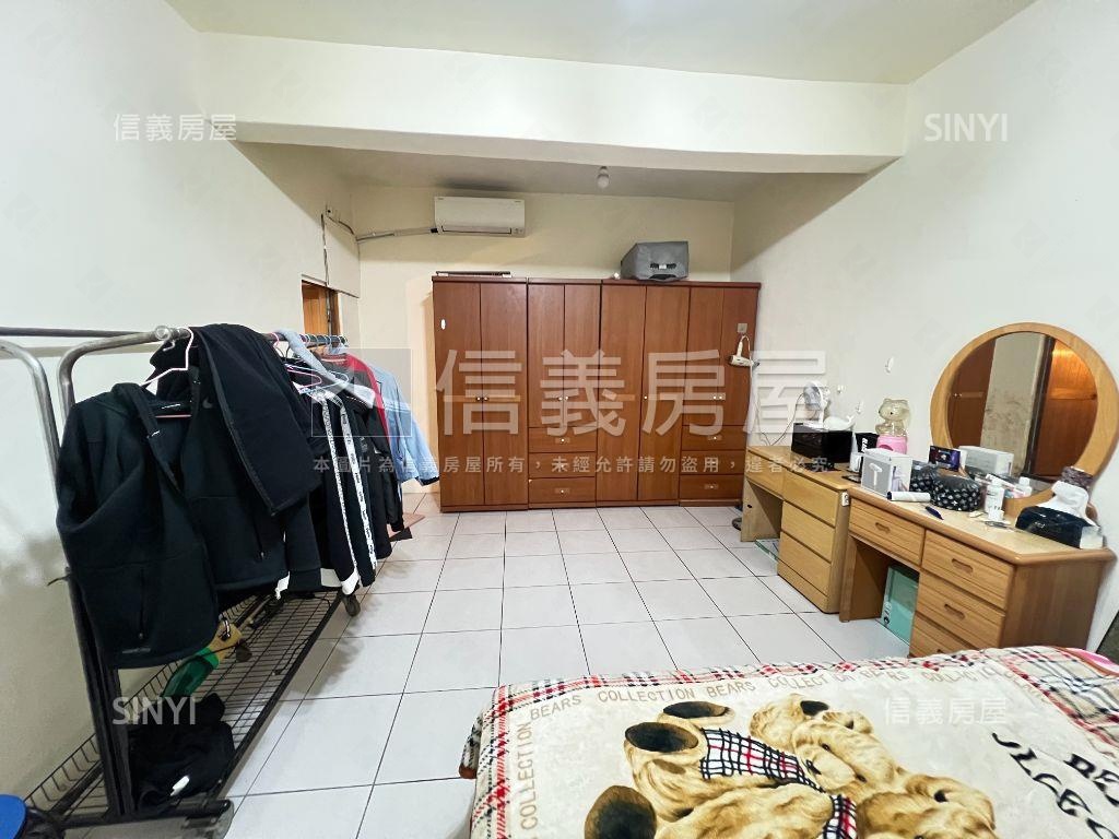 佳瑪百貨方正公寓３房房屋室內格局與周邊環境