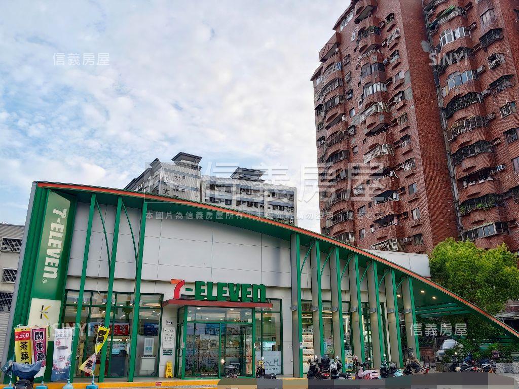 鳳山大地坪△電梯金透店房屋室內格局與周邊環境