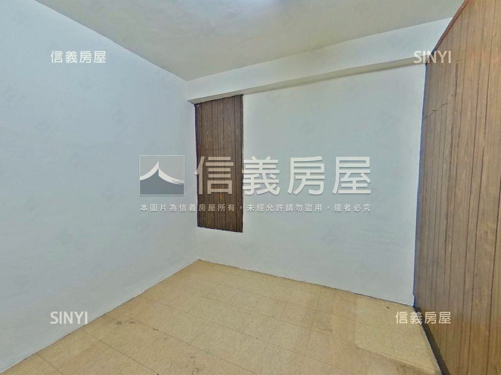 南興低總價小資透天房屋室內格局與周邊環境