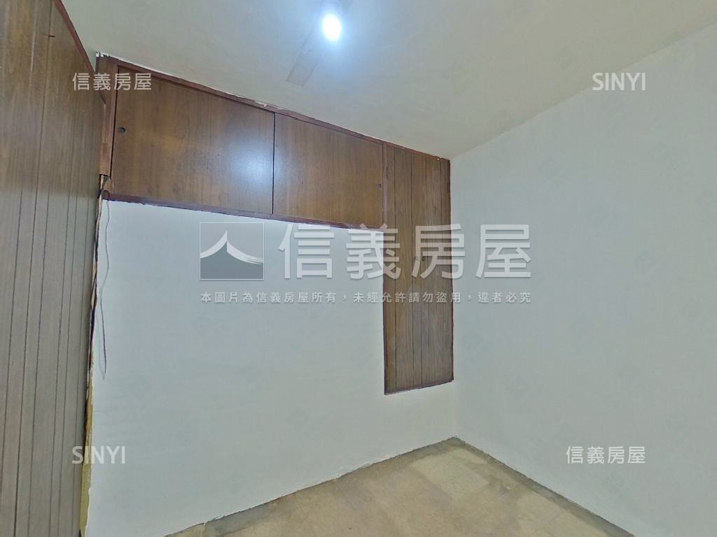 南興低總價小資透天房屋室內格局與周邊環境