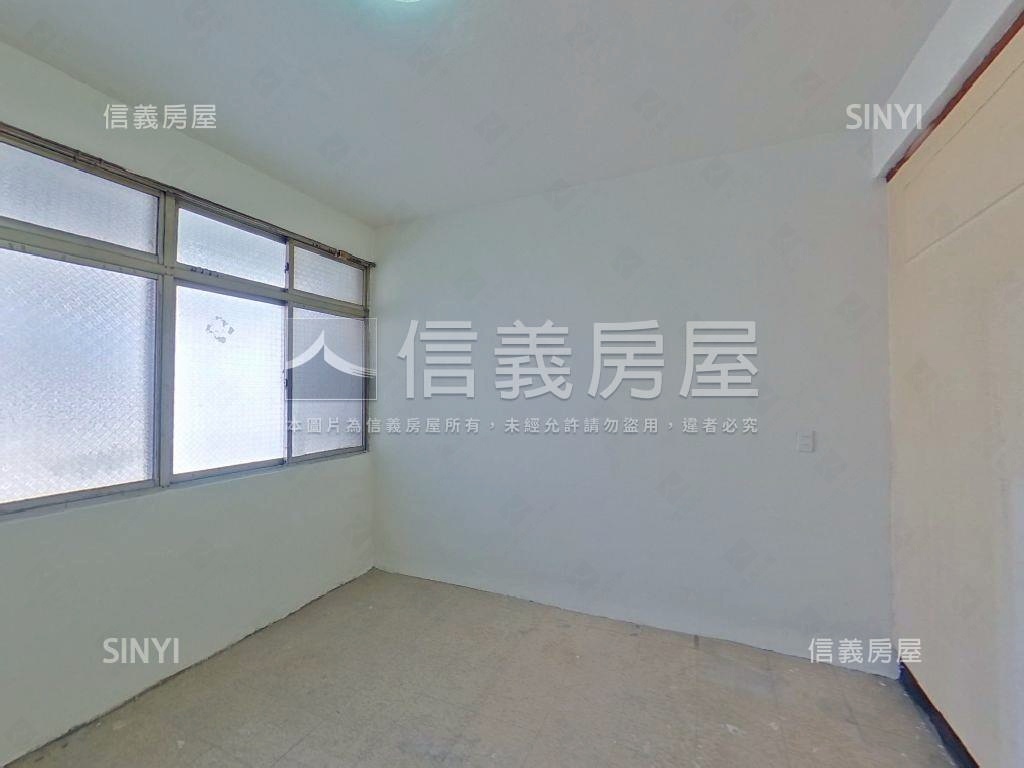 南興低總價小資透天房屋室內格局與周邊環境