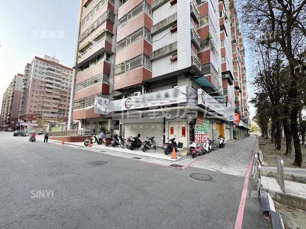近美術館．大面寬角窗店面房屋室內格局與周邊環境
