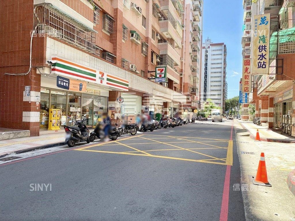 近美術館．大面寬角窗店面房屋室內格局與周邊環境