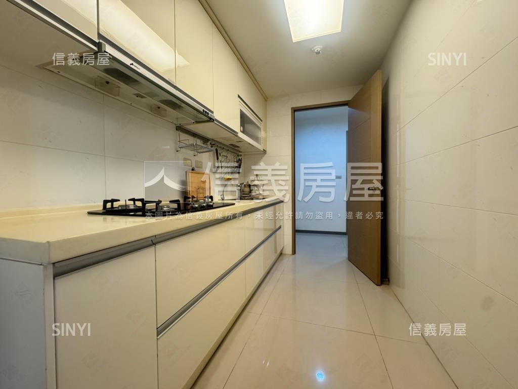麗寶世紀館溫馨四房車位房屋室內格局與周邊環境