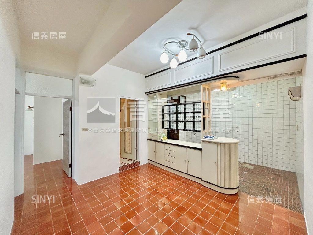 店長推薦東園培英三房房屋室內格局與周邊環境