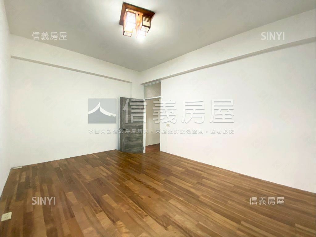 店長推薦東園培英三房房屋室內格局與周邊環境