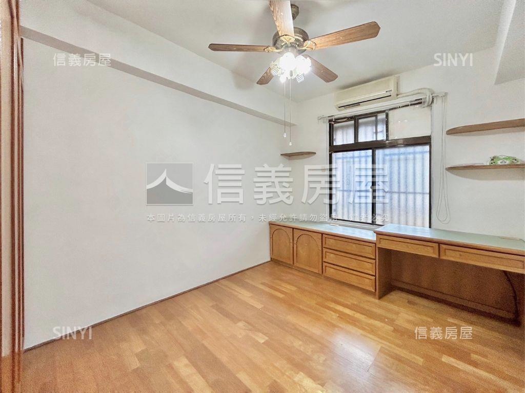 店長推薦東園培英三房房屋室內格局與周邊環境